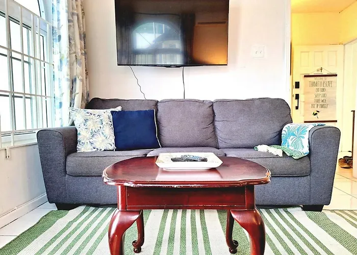 Apartamento Oceanview! Walk To Town And Beach-payment Required To Reserve